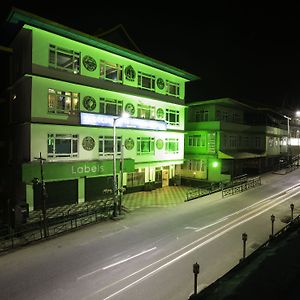 Golden Star Continental & Spa